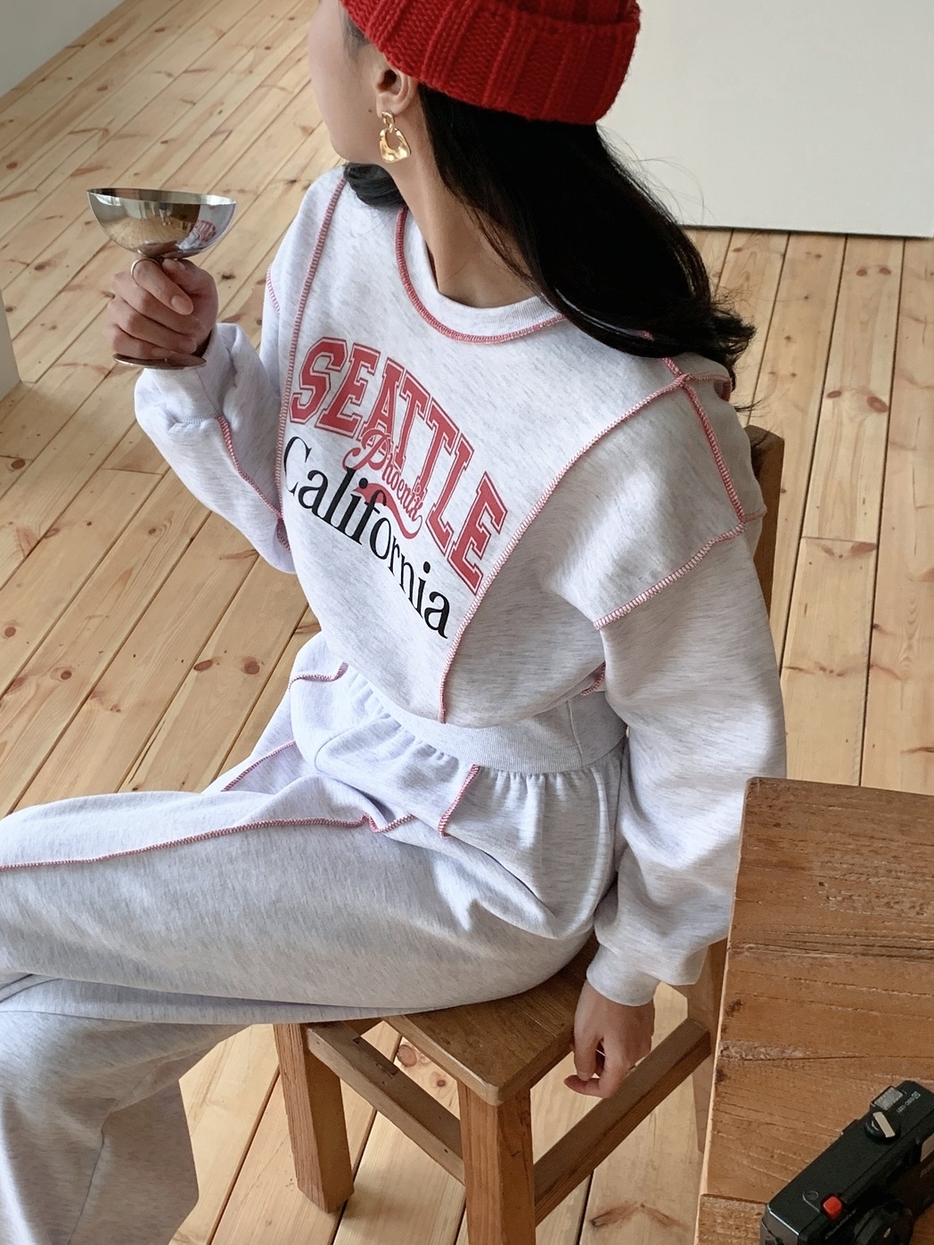 起毛裏地ラウンドネックウエストゴム長袖ワイドロゴセットアップパンツスウェット | 詳細画像9