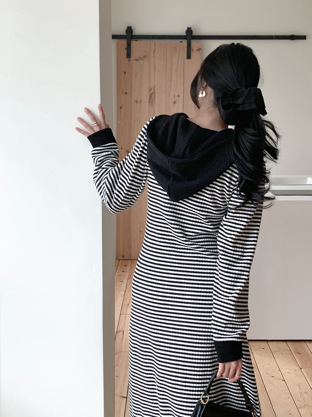 ニットフードスリムロングボーダー配色ワンピース | 詳細画像16