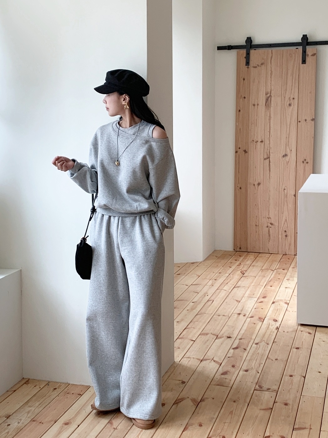 起毛裏地ワンショルダースリットウエストゴムアンバランス長袖ワイドセットアップパンツスウェットトレーニング | 詳細画像7