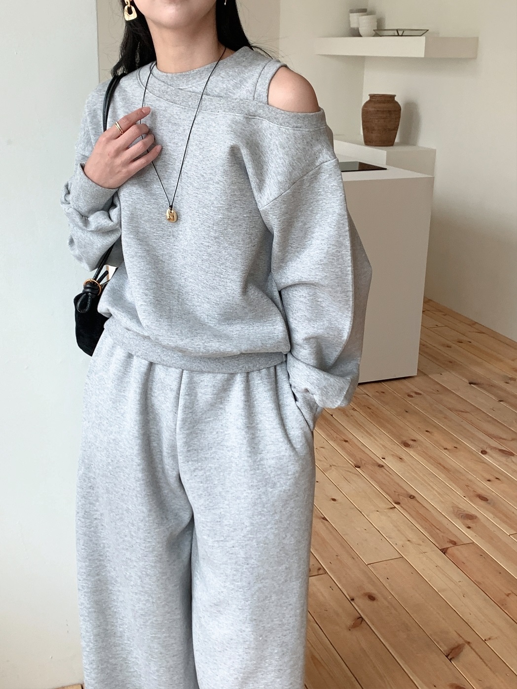 起毛裏地ワンショルダースリットウエストゴムアンバランス長袖ワイドセットアップパンツスウェットトレーニング | 詳細画像10