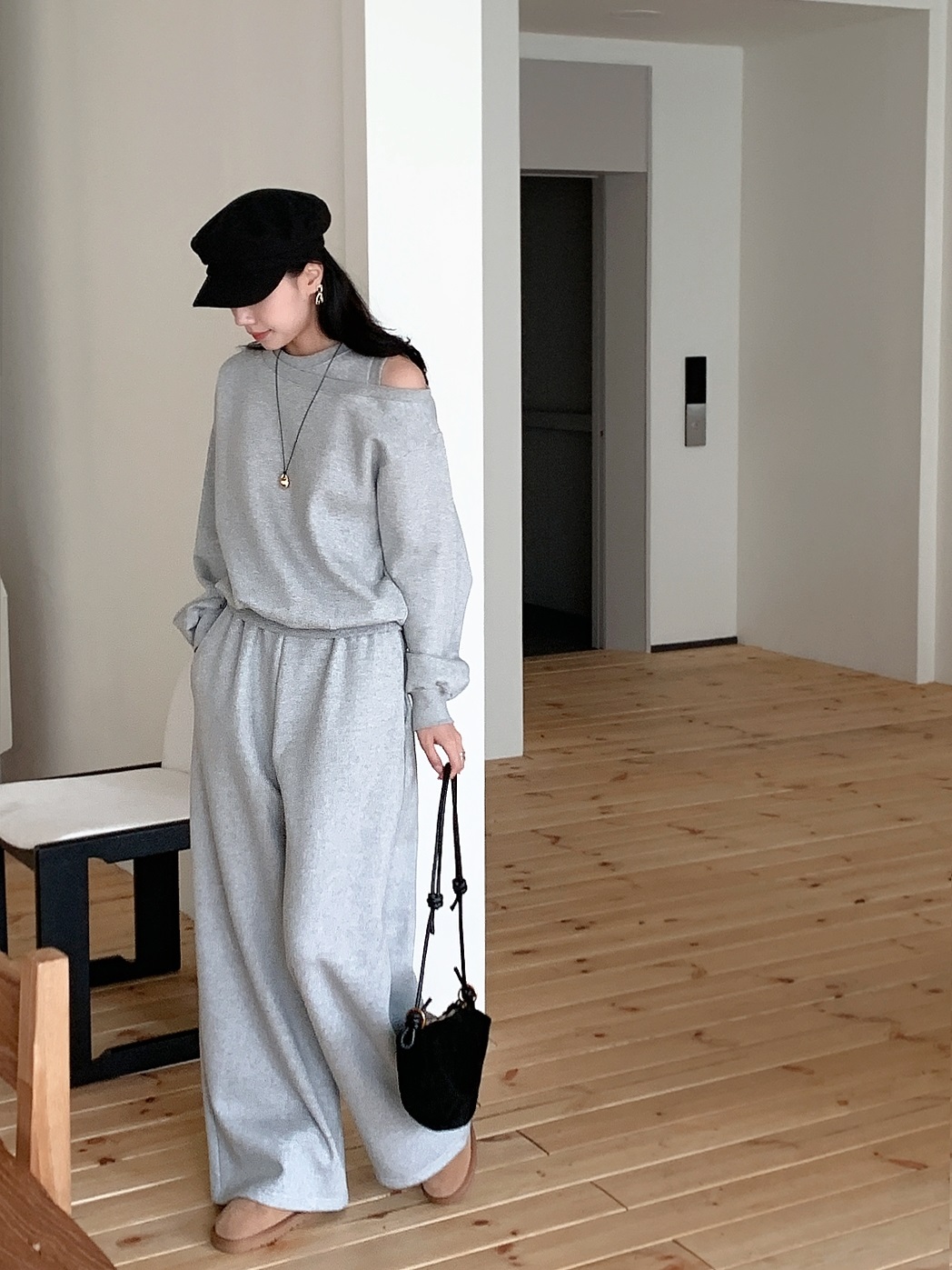 起毛裏地ワンショルダースリットウエストゴムアンバランス長袖ワイドセットアップパンツスウェットトレーニング | 詳細画像15