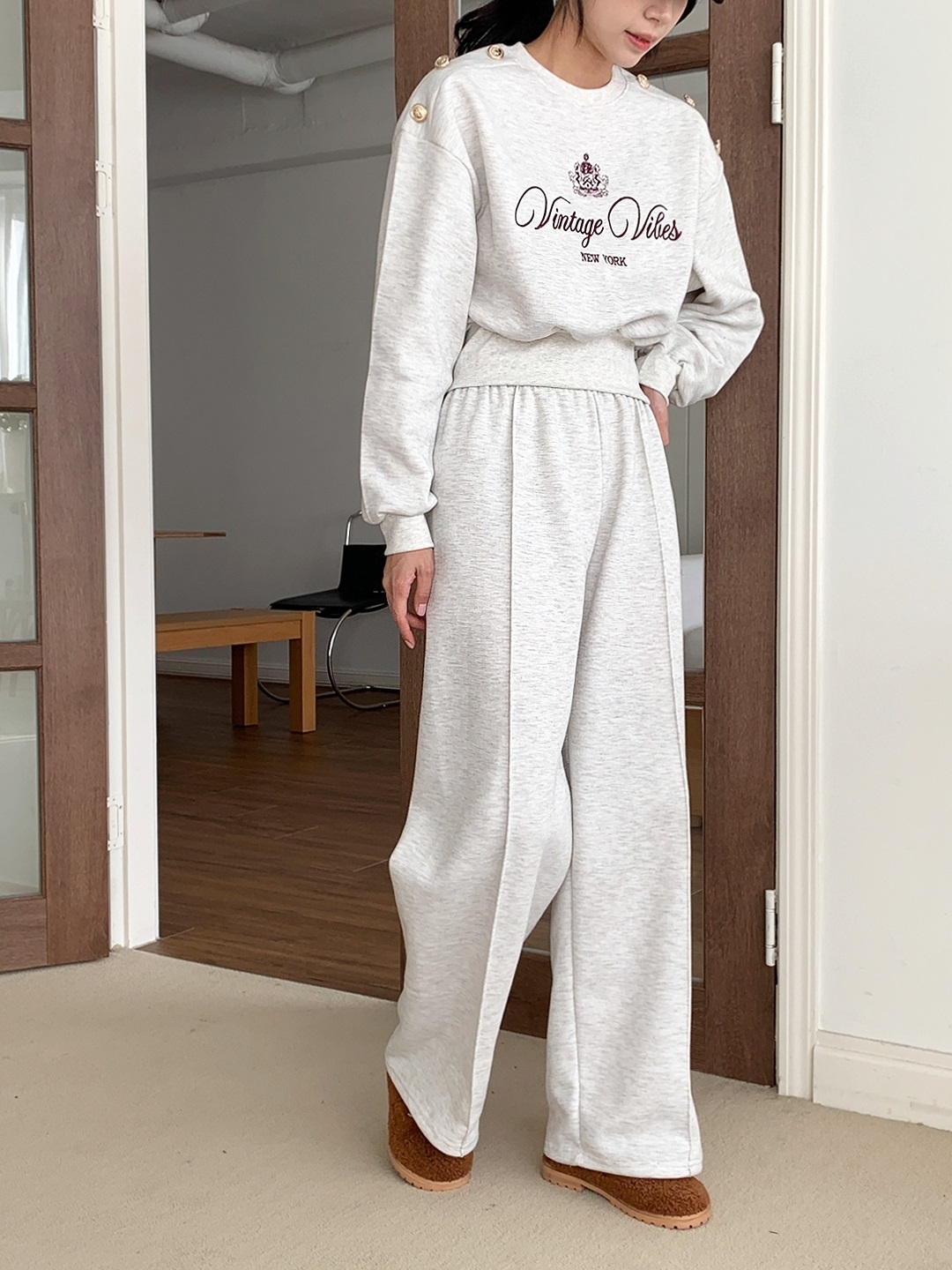 起毛裏地ラウンドネックウエストゴム長袖ワイド刺繍セットアップパンツスウェットトレーニング | 詳細画像10