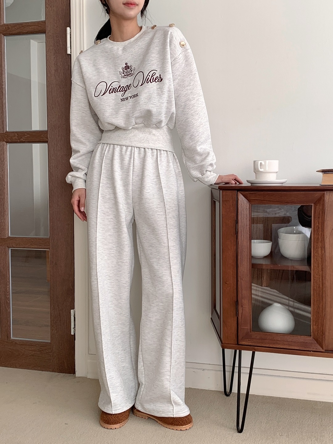 起毛裏地ラウンドネックウエストゴム長袖ワイド刺繍セットアップパンツスウェットトレーニング | 詳細画像6