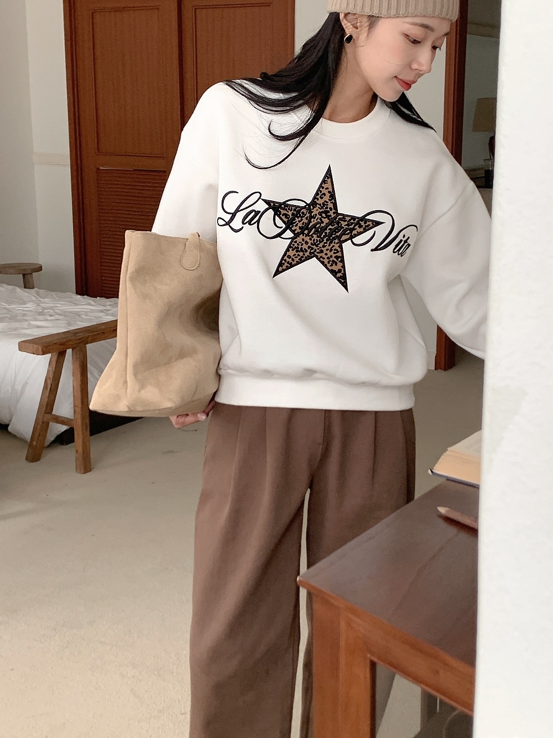 起毛裏地ラウンドネック長袖レオパード星柄スウェット | 詳細画像9