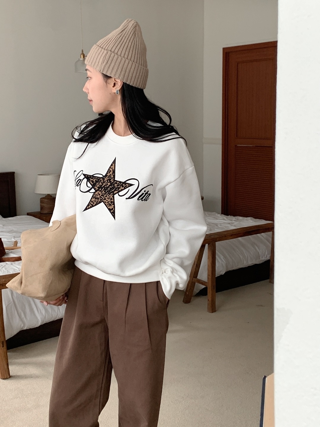 起毛裏地ラウンドネック長袖レオパード星柄スウェット | 詳細画像14