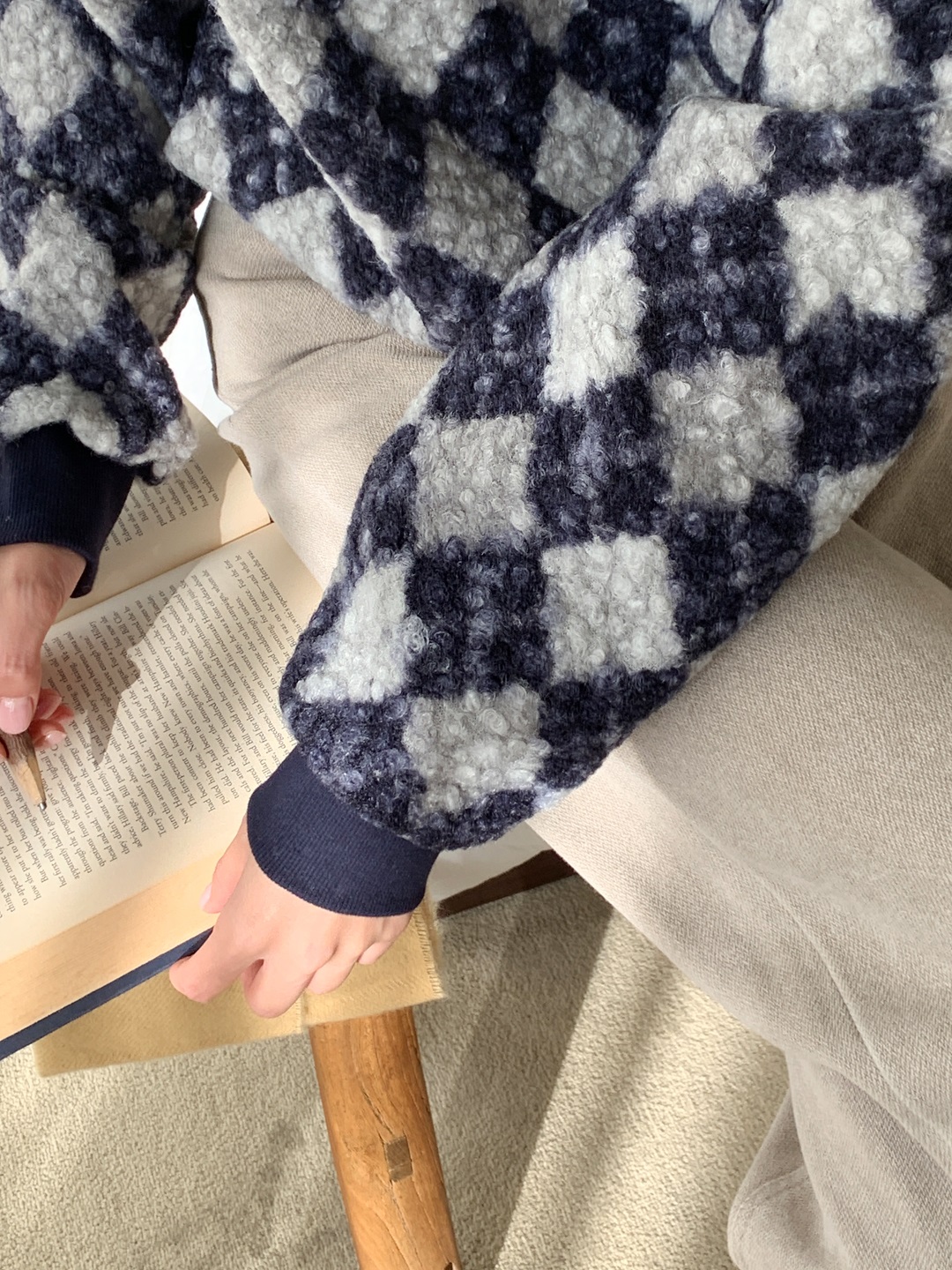 ラウンドネックルーズ長袖アーガイルTシャツスウェット | 詳細画像10