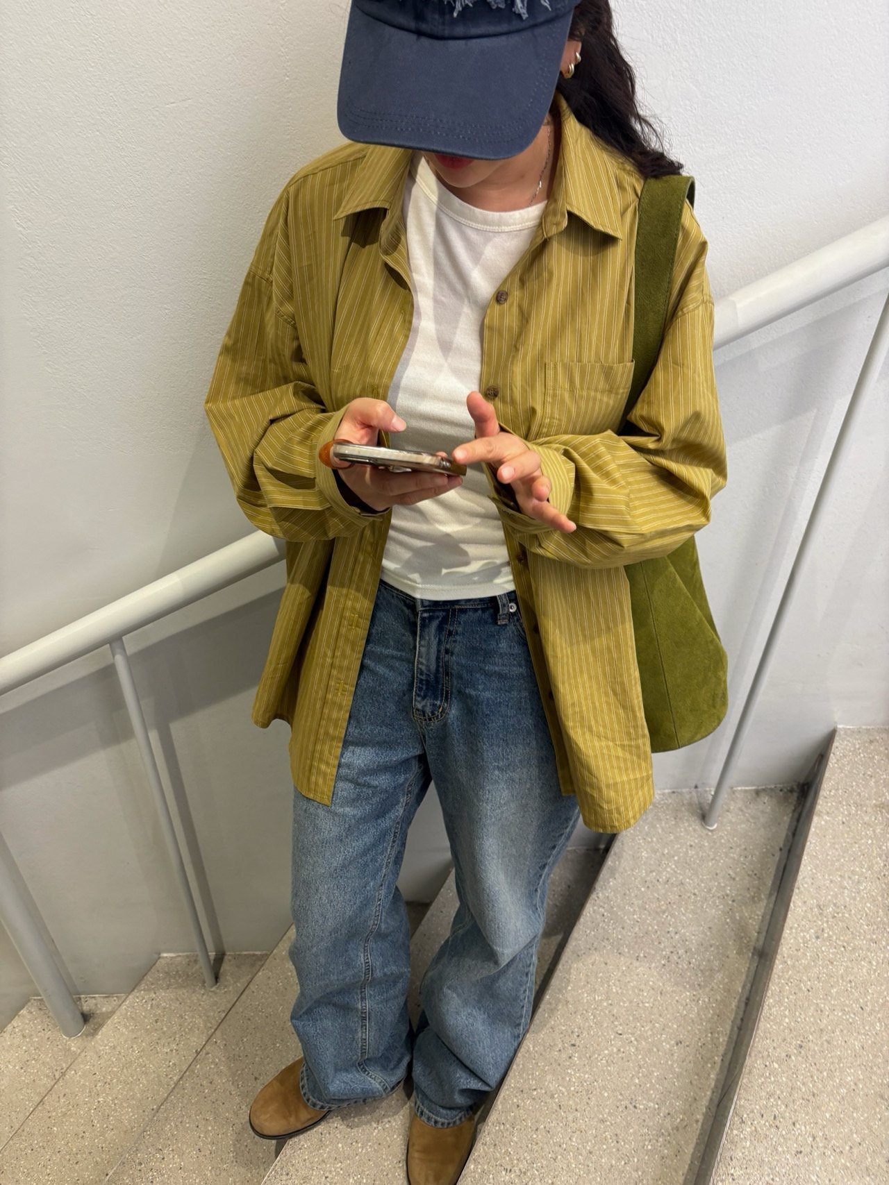 ボタンカラールーズ長袖ストライプシャツ | 詳細画像11