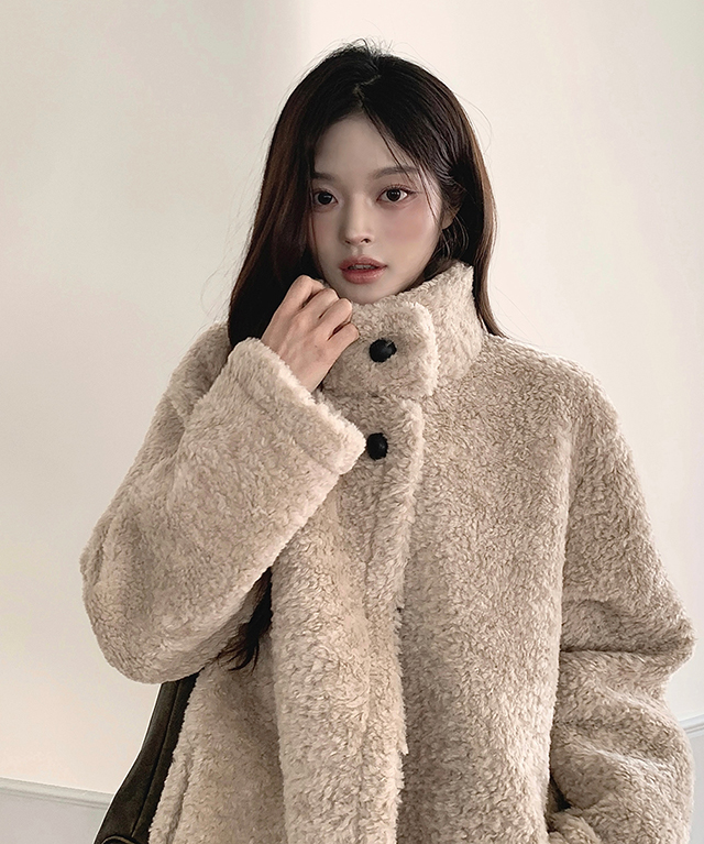 長袖ボタンポケットハイネックコート | レディースファッション通販