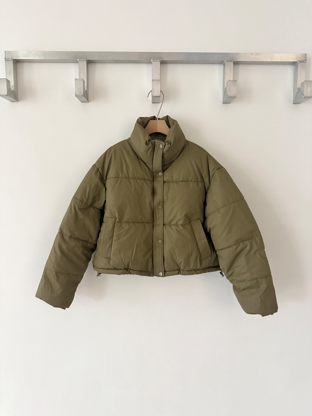 中綿ジップアップハイネックスナップボタンカラーダウンジャケット | 詳細画像20