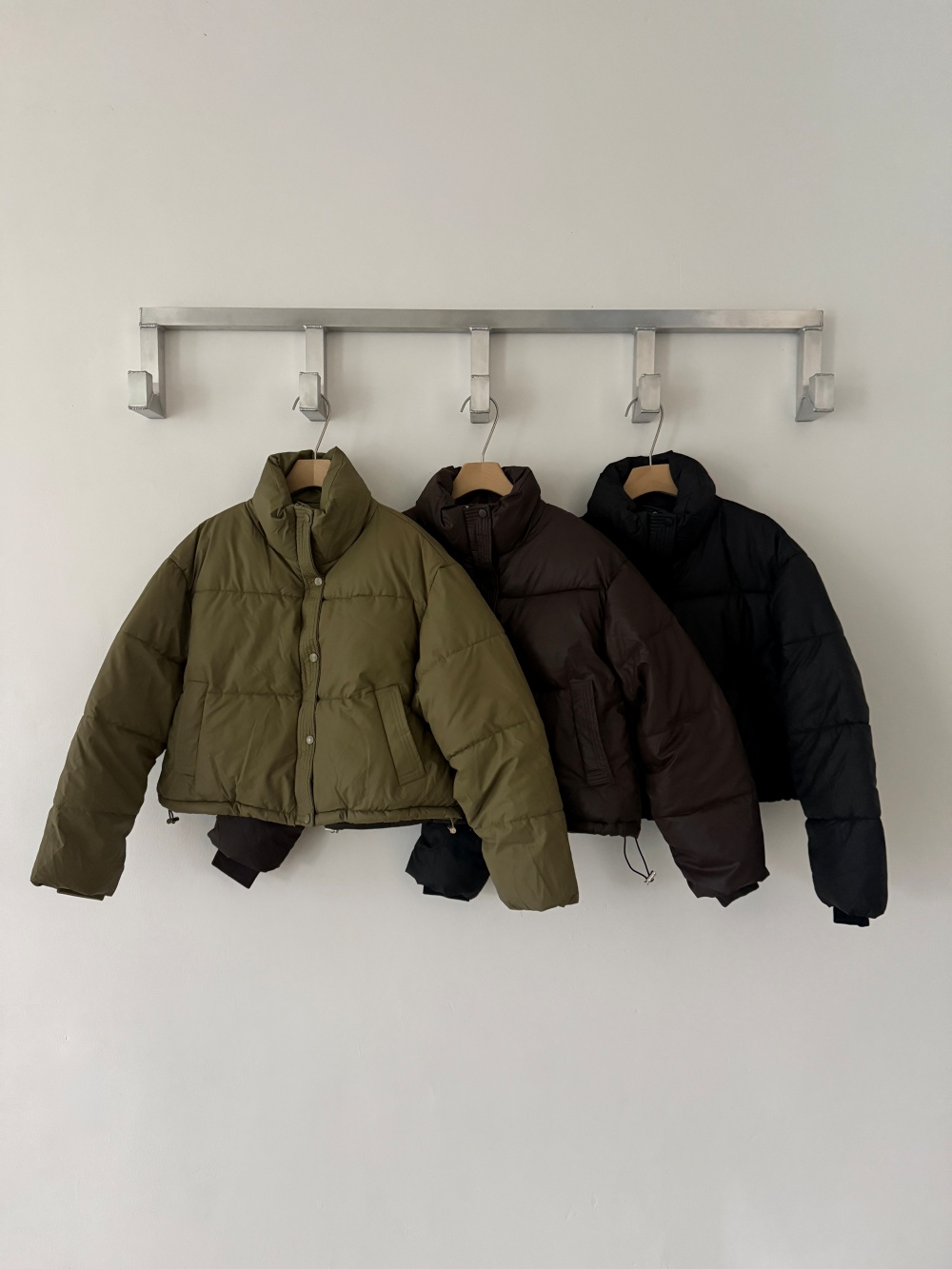 中綿ジップアップハイネックスナップボタンカラーダウンジャケット | 詳細画像23