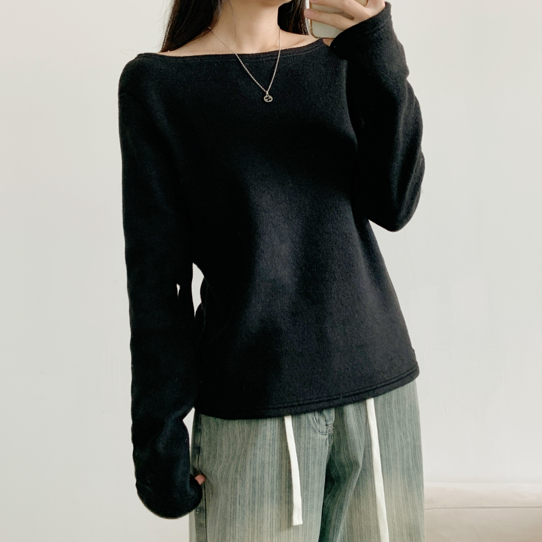 ボートネックワンショルダーベーシック無地カラーTシャツ | 詳細画像14