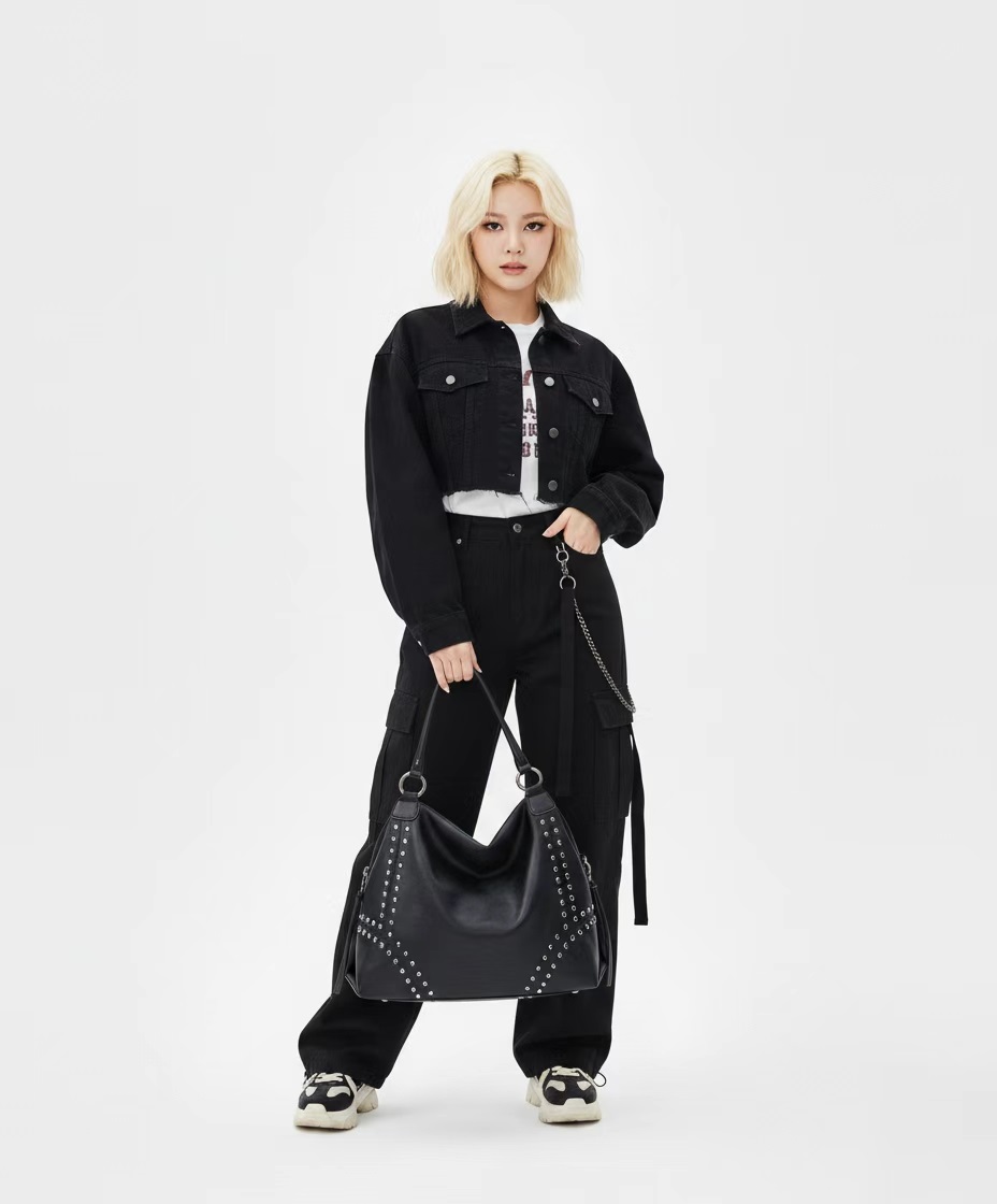 レザー調スタッズトートバッグ | 詳細画像3