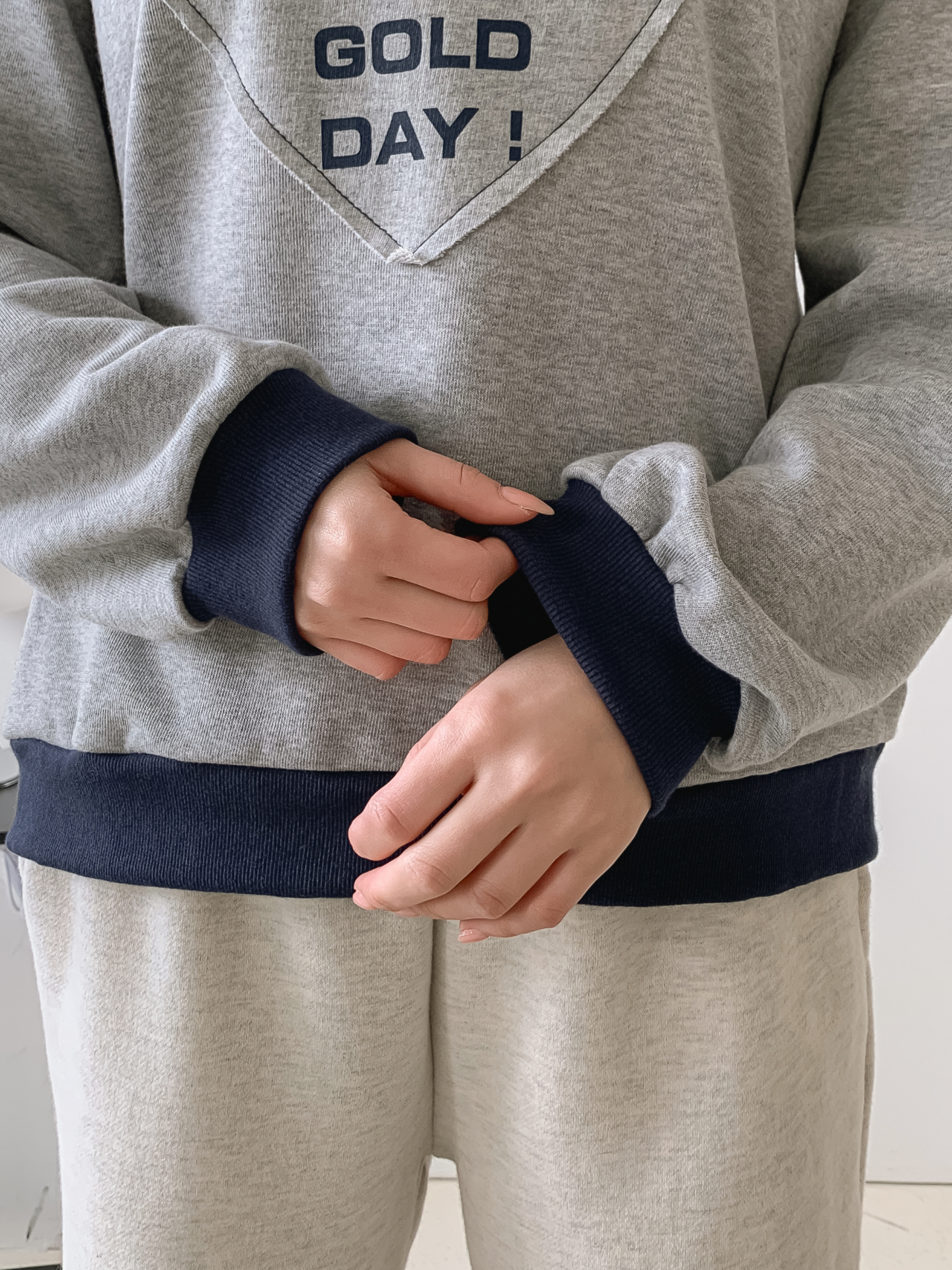 ラウンドネック長袖配色ハートスウェット | 詳細画像10