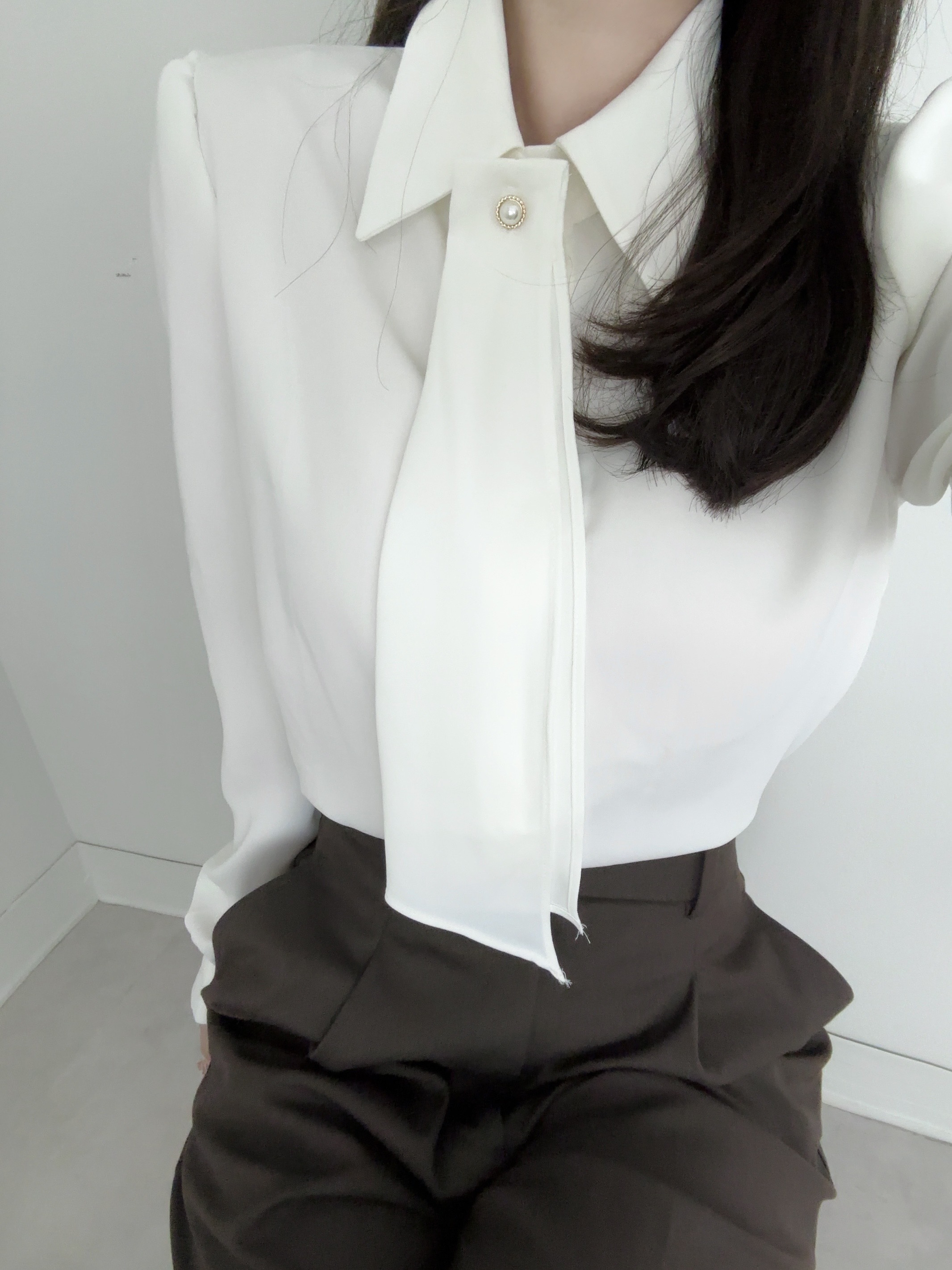 ボウタイソフトブラウス | 詳細画像3