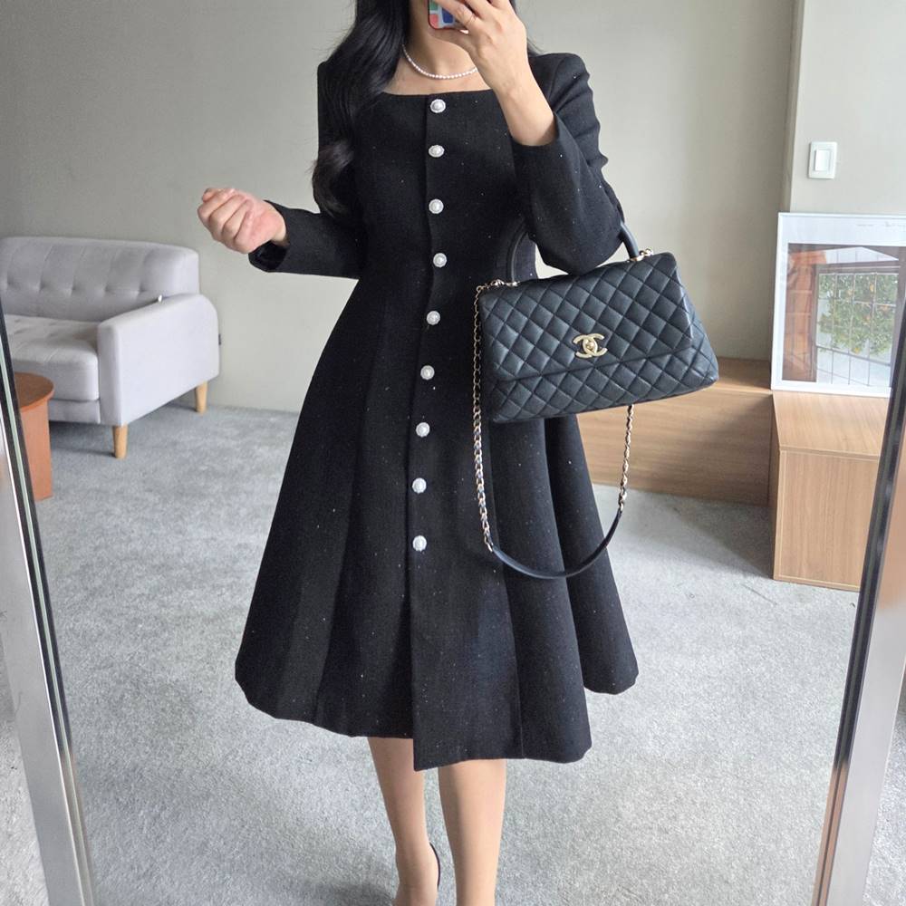 ツイードミディスクエアネックボタンAライン肩パッドワンピース