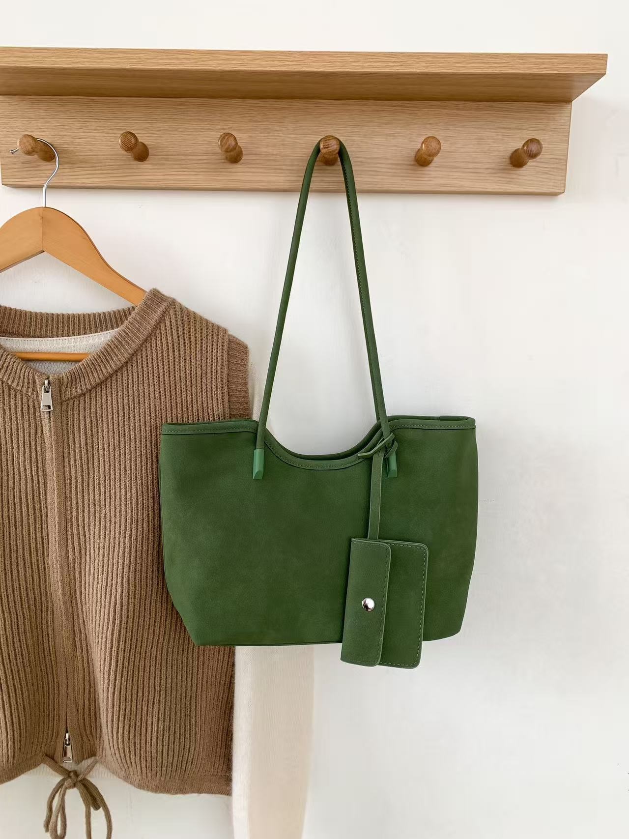 ポーチ付スエード調ベーシックショルダーバッグ | 詳細画像2