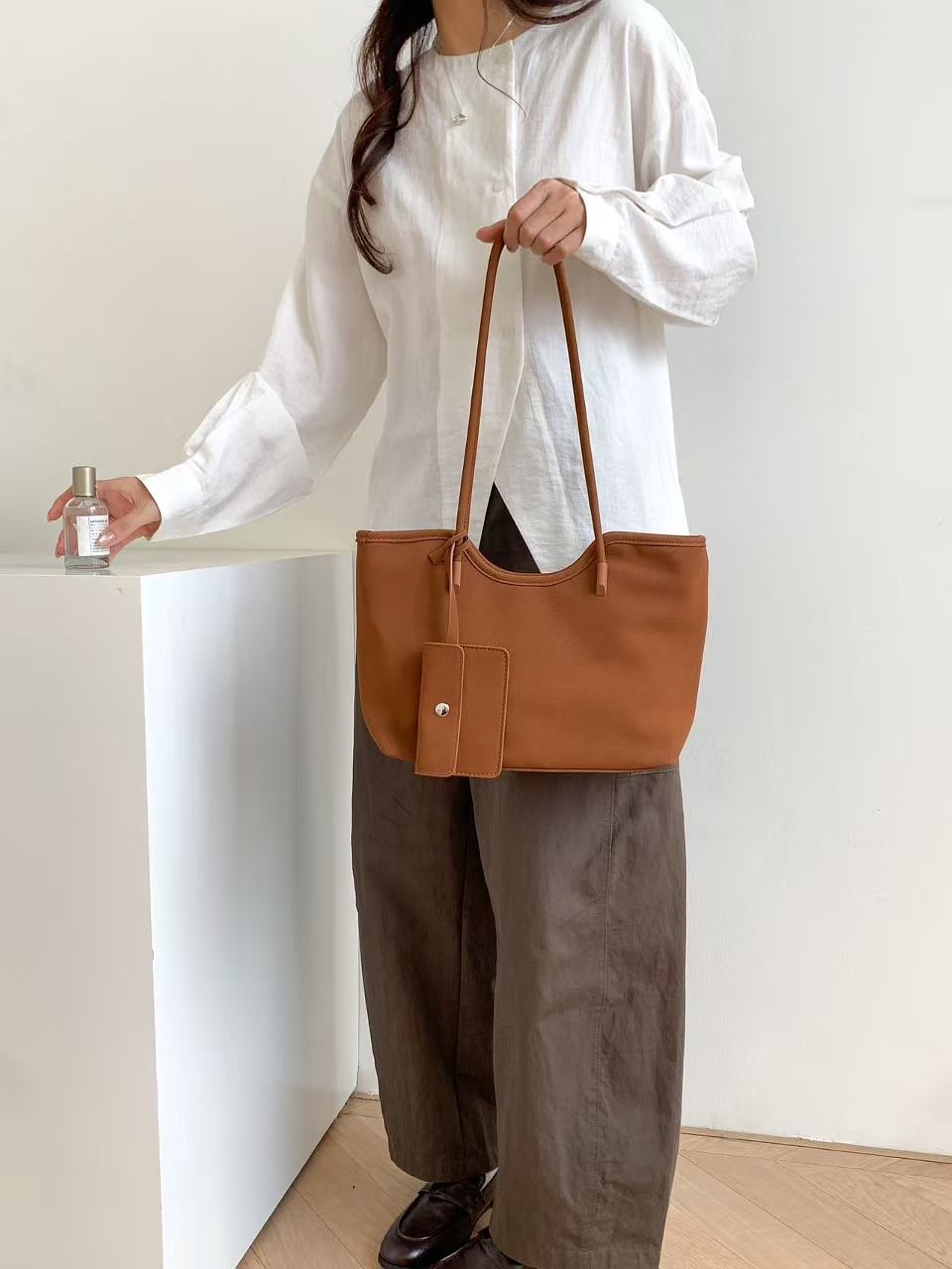 ポーチ付スエード調ベーシックショルダーバッグ | 詳細画像16