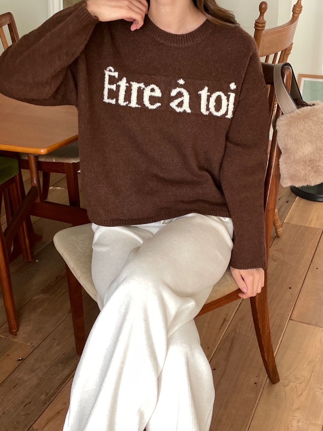 ウール混ラウンドネックルーズロゴニット | 詳細画像11