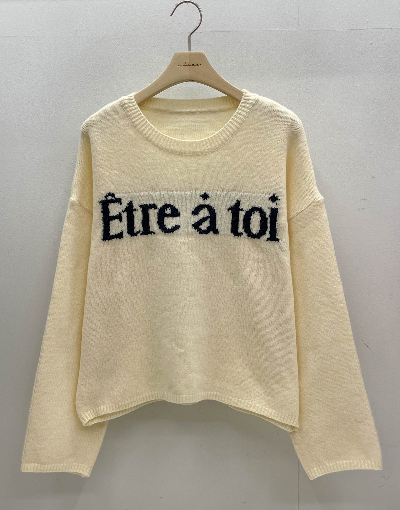 ウール混ラウンドネックルーズロゴニット | 詳細画像15