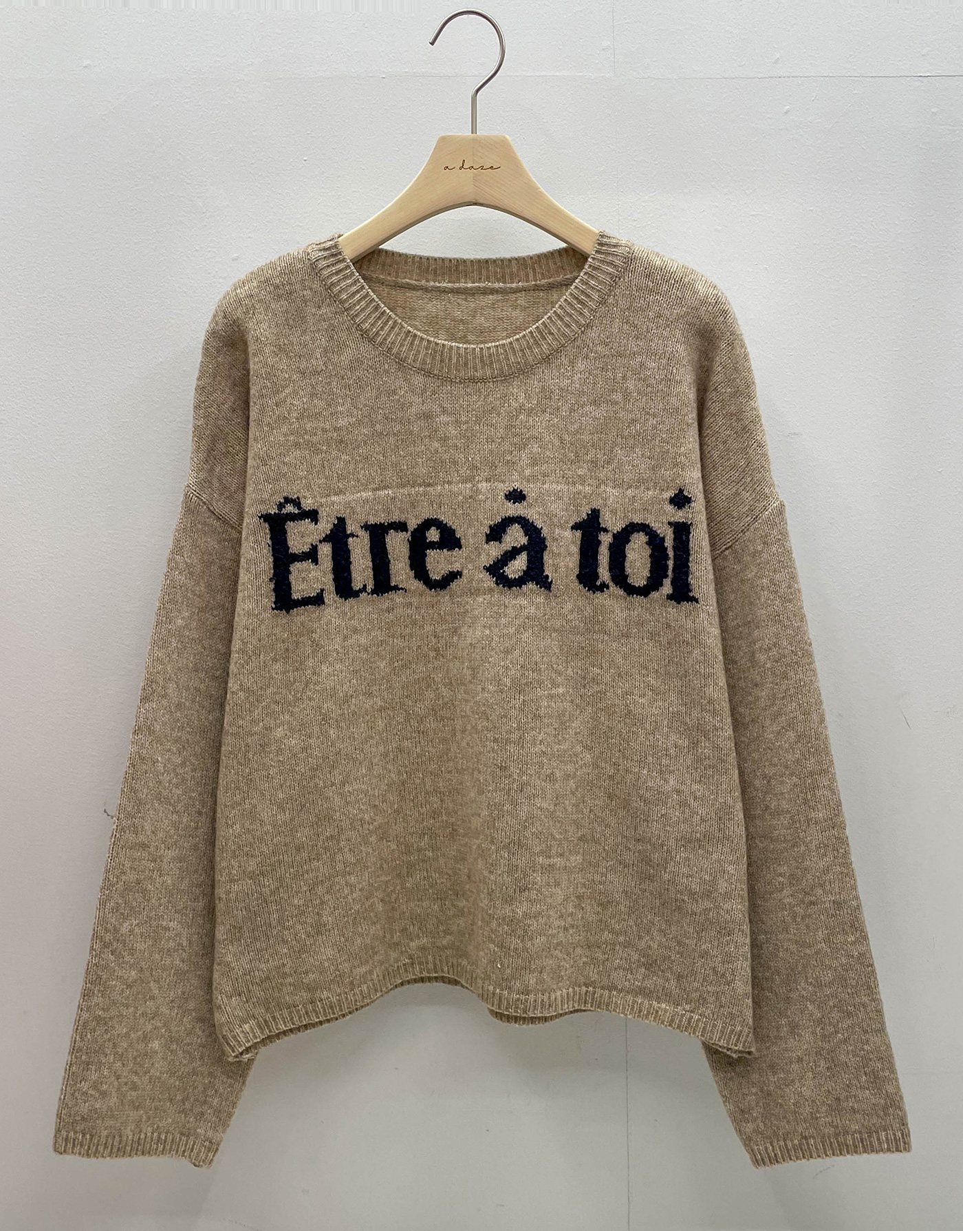 ウール混ラウンドネックルーズロゴニット | 詳細画像17