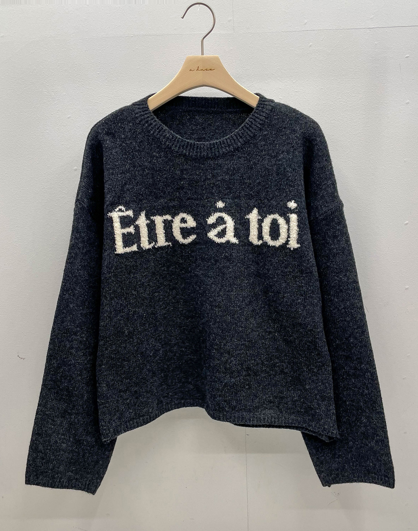 ウール混ラウンドネックルーズロゴニット | 詳細画像19