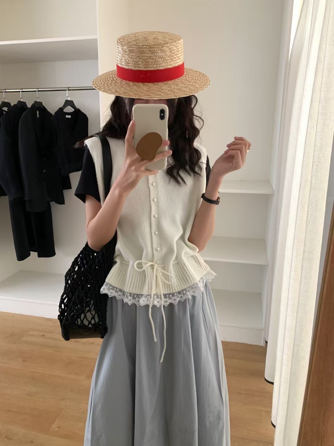 ウール混ラウンドネックドローストリングパール調ボタンレースベスト | 詳細画像8