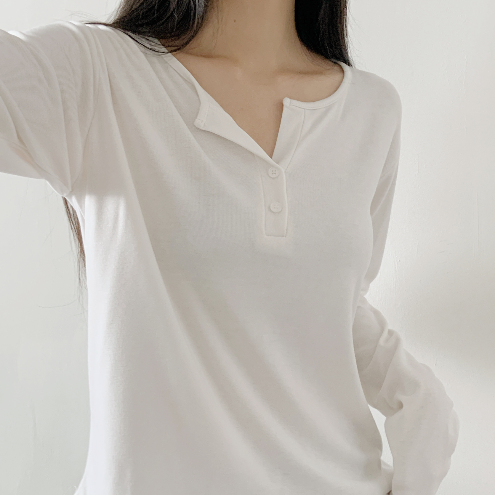起毛裏地ボタンラウンドネックルーズ長袖Tシャツ | 詳細画像3