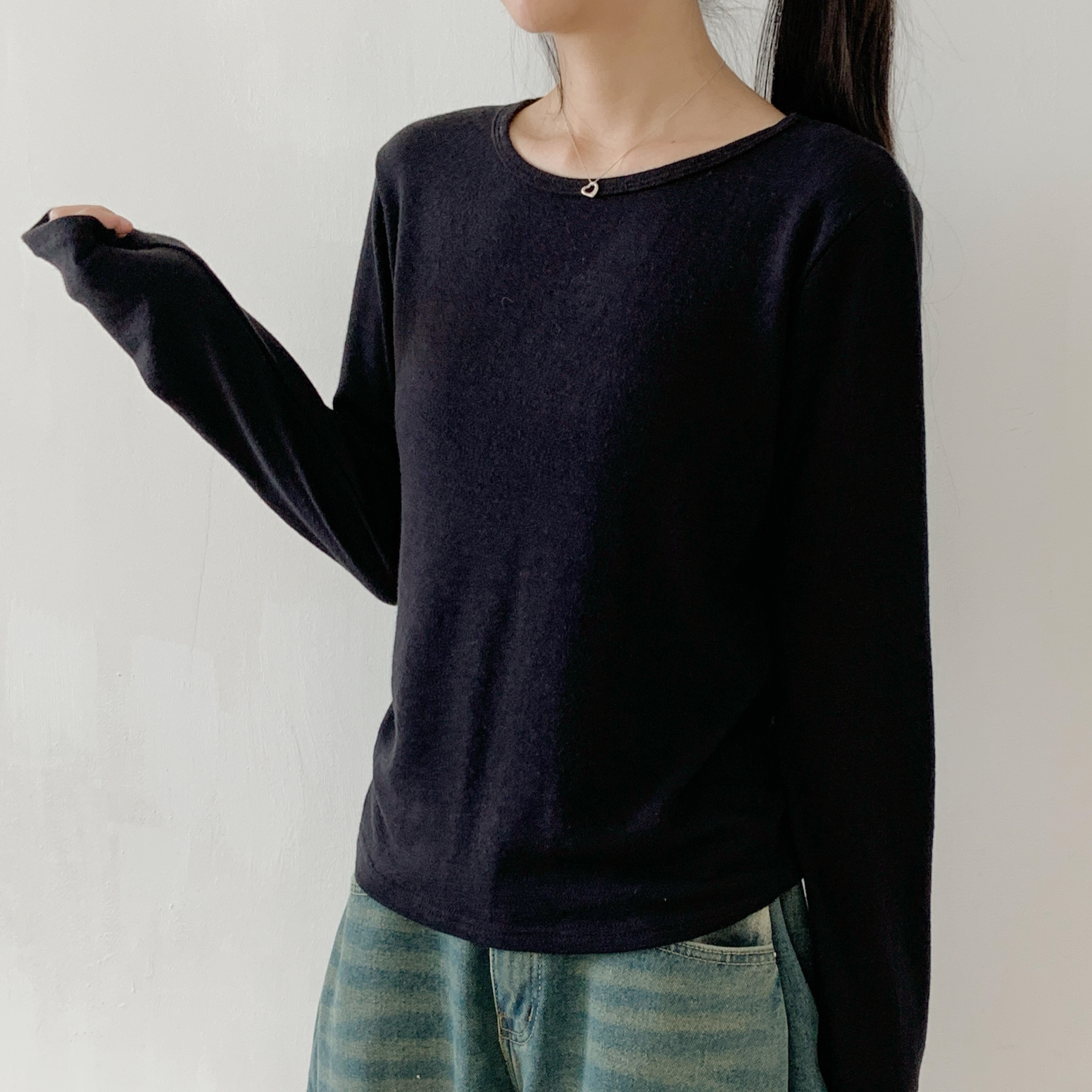 ソフトウール混アンゴラ混ラウンドネックスリム長袖Tシャツ | 詳細画像17