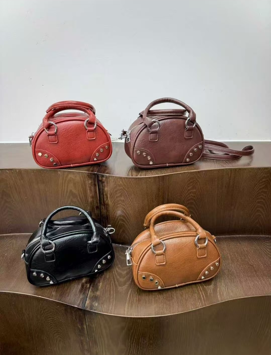 レザー調ジップアップスタッズショルダーバッグトートバッグ | 詳細画像10