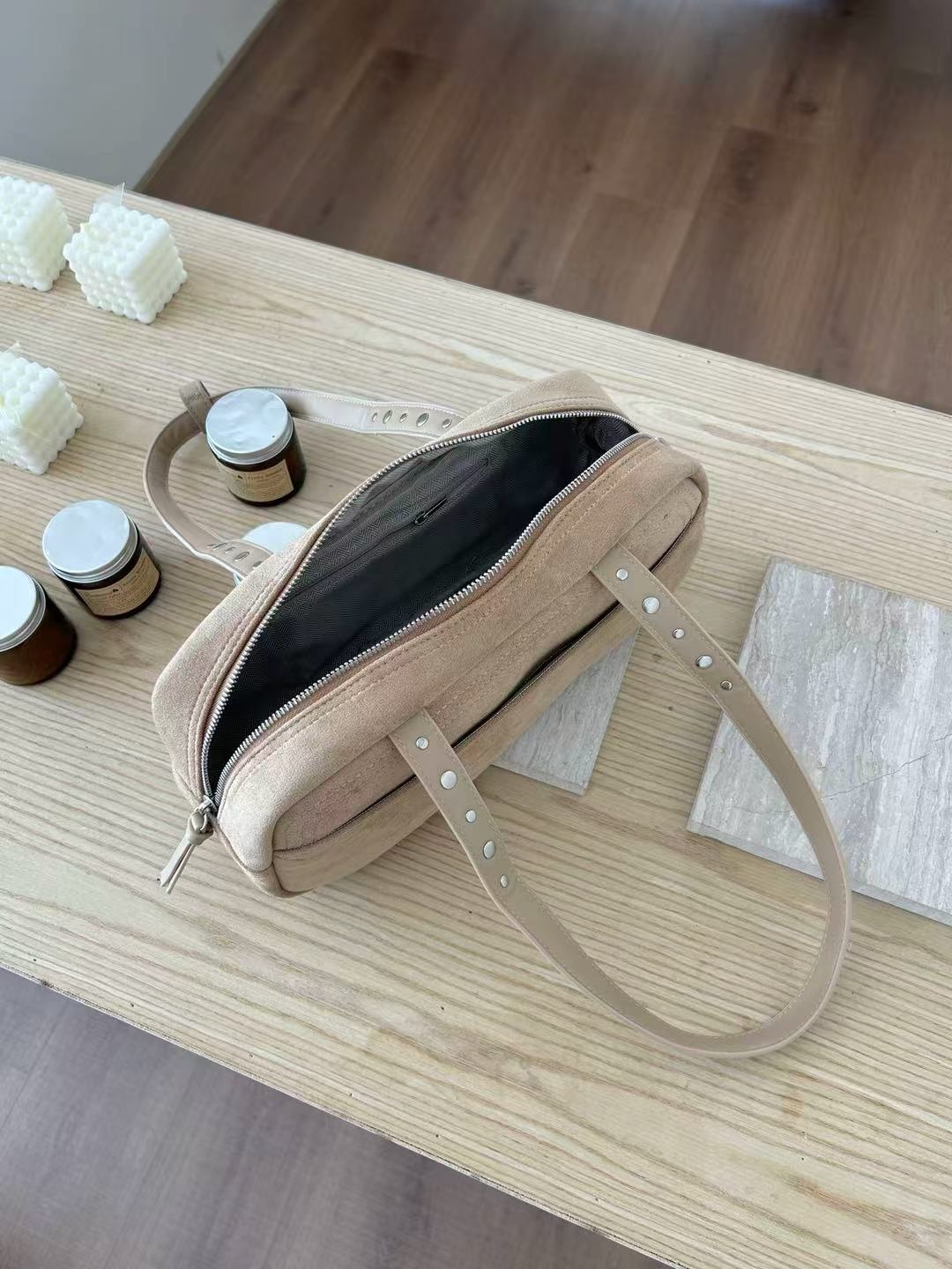 スエード調ジップアップトートバッグ | 詳細画像15