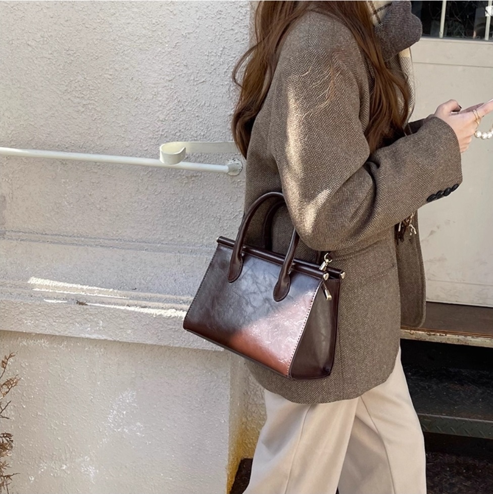 レザー調カラーショルダーバッグ | 詳細画像5