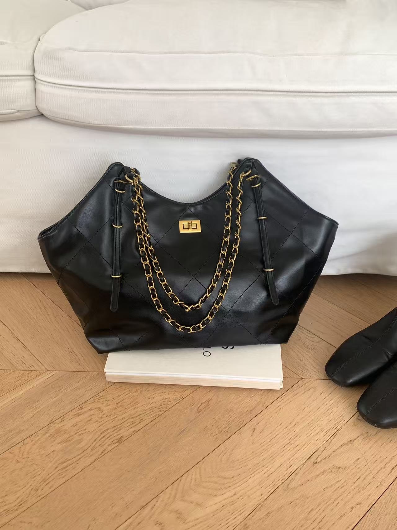 レザー調リボンチェーントートバッグ | 詳細画像14