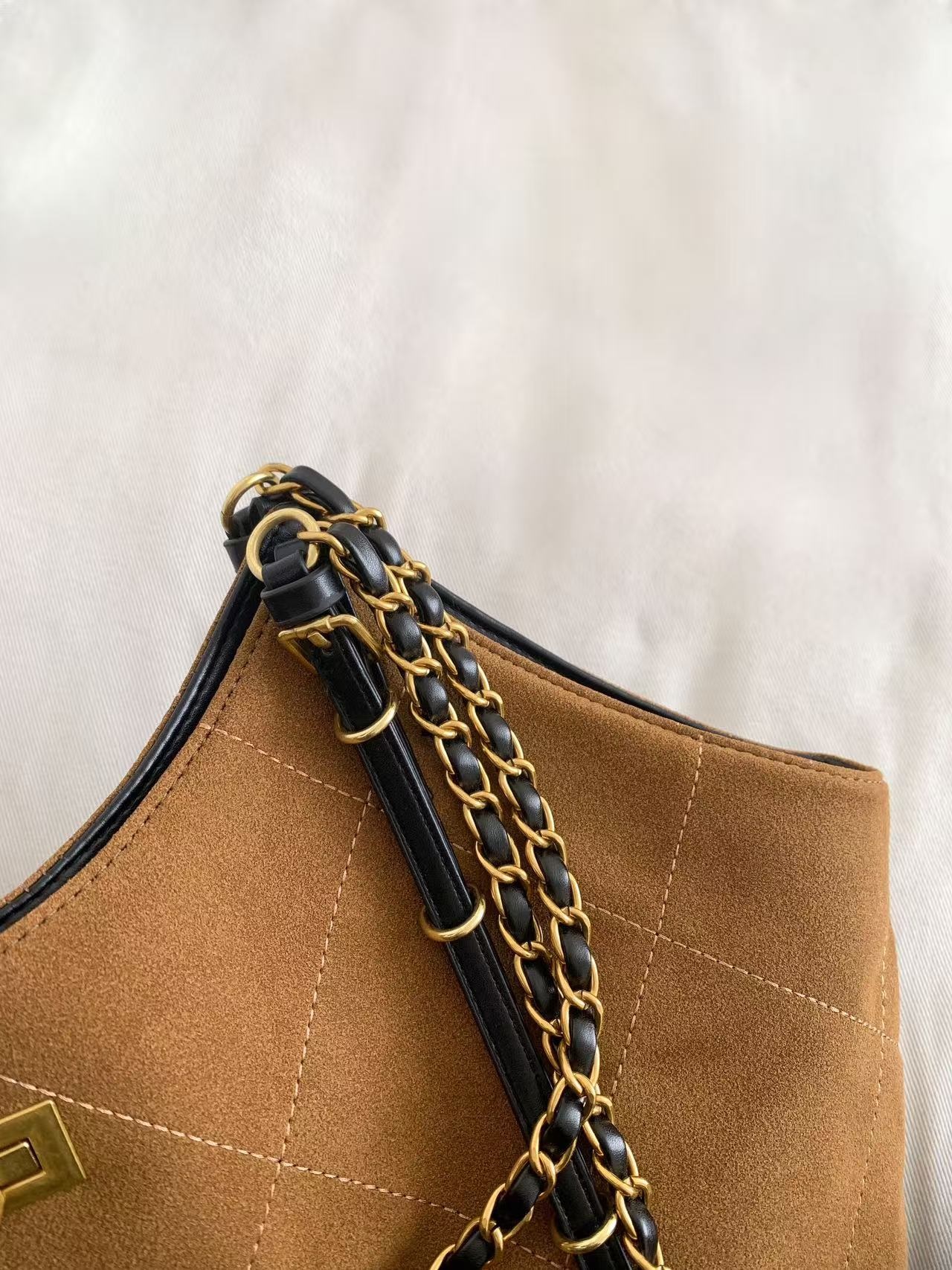 レザー調リボンチェーントートバッグ | 詳細画像19