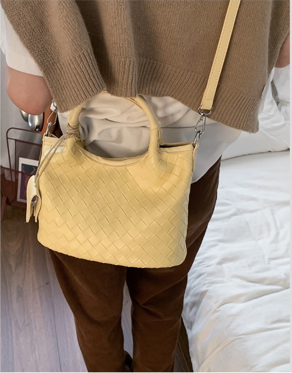 レザー調カラーショルダーバッグ | 詳細画像9