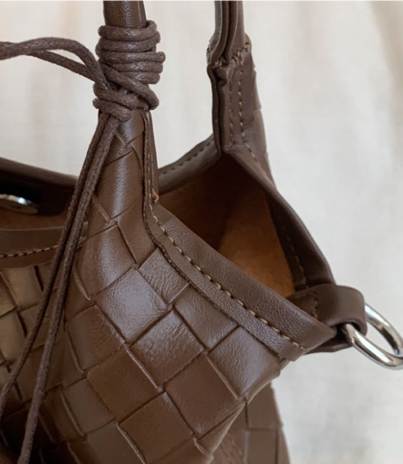 レザー調カラーショルダーバッグ | 詳細画像17