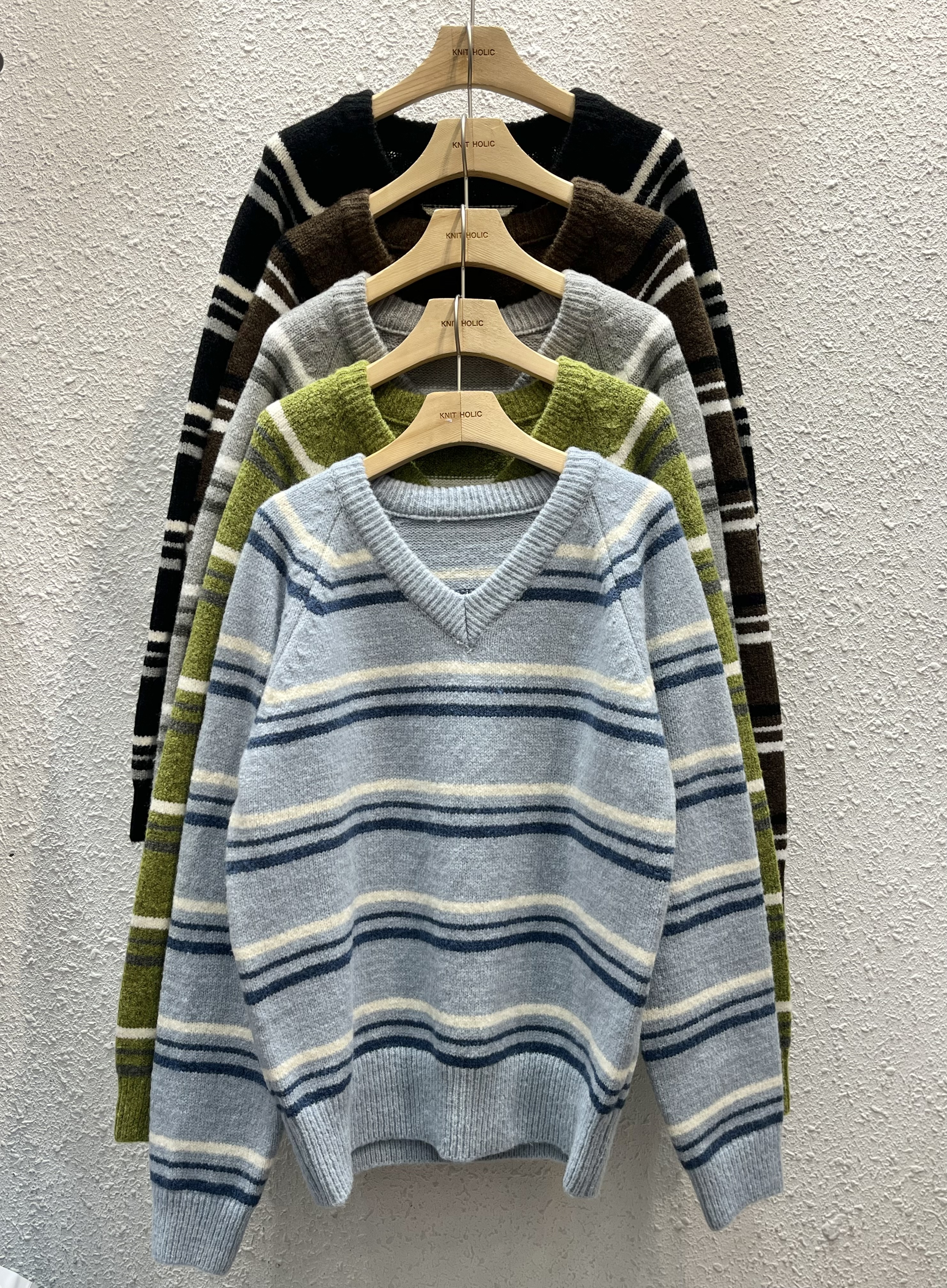 Vネックボーダーカラーニット | 詳細画像14