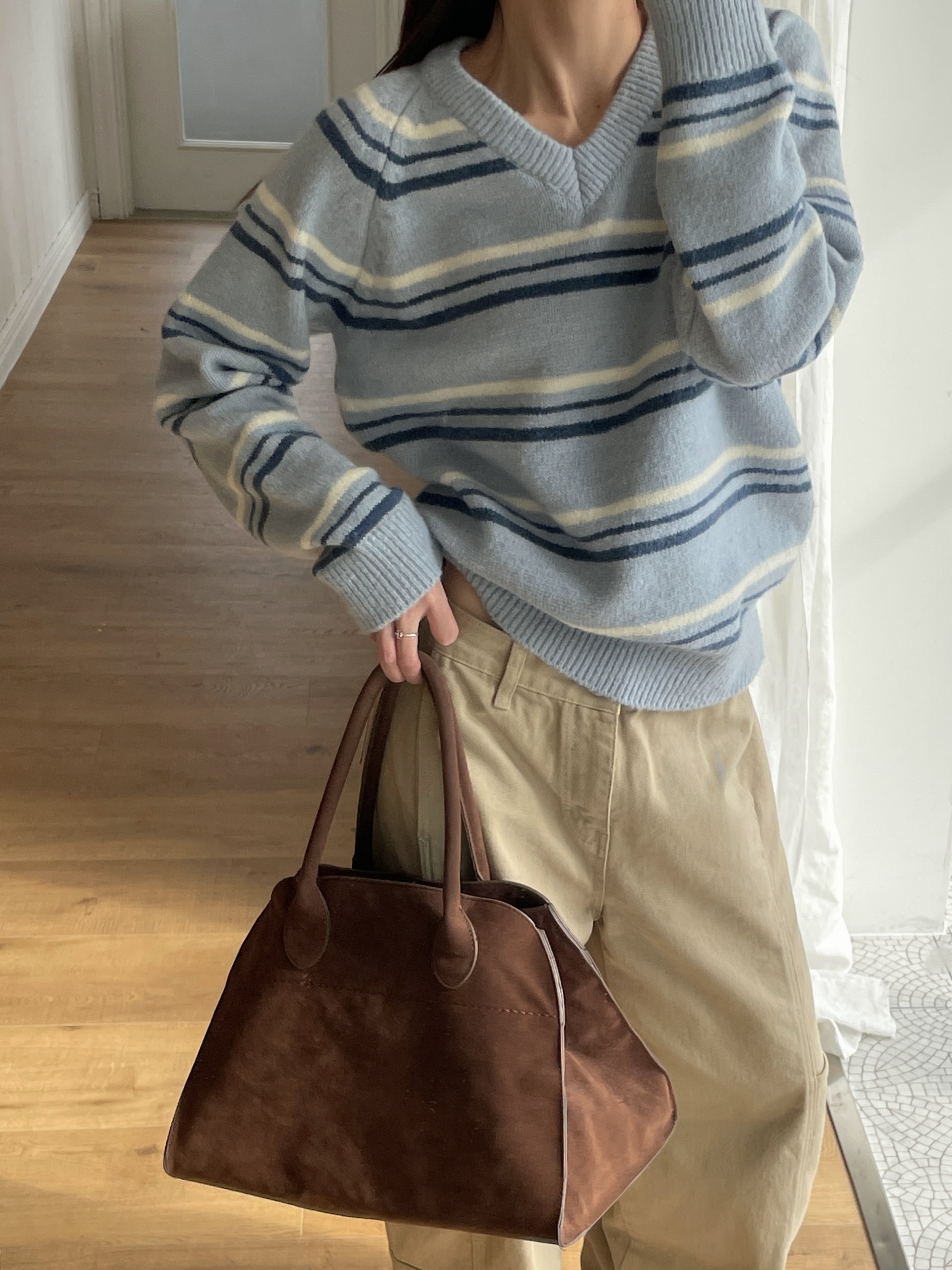 Vネックボーダーカラーニット | 詳細画像4