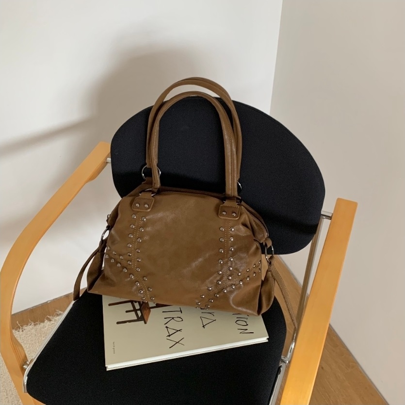 レザー調スタッズトートバッグ | 詳細画像11