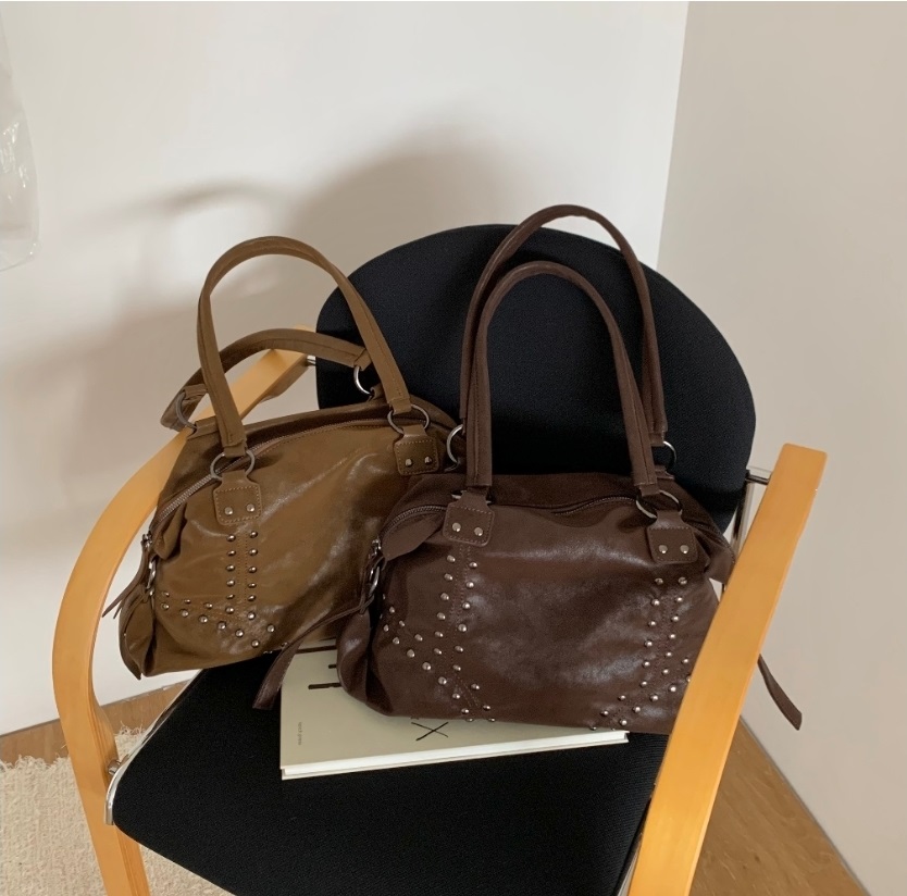 レザー調スタッズトートバッグ | 詳細画像14