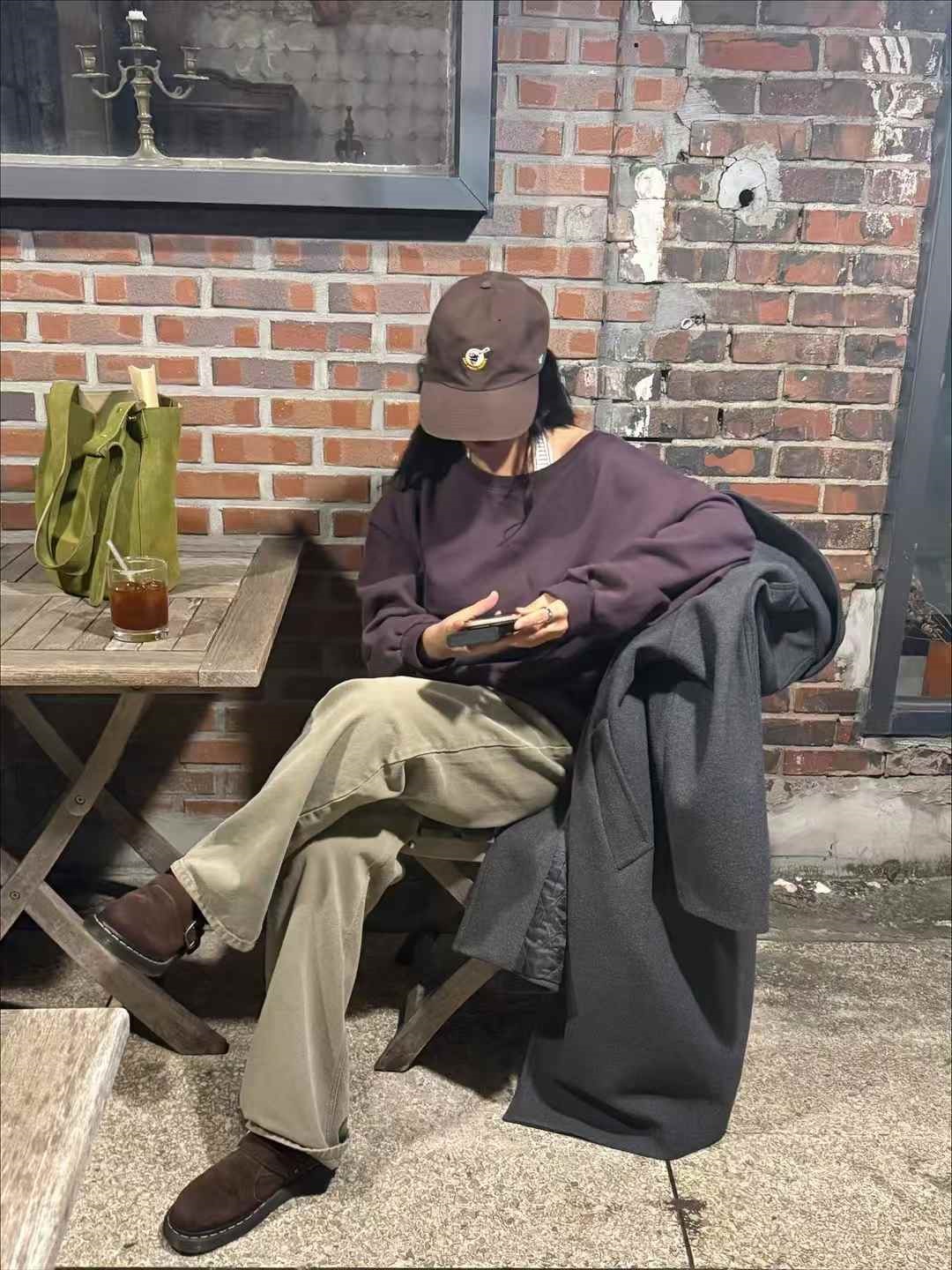 裏起毛ボートネックルーズ長袖スウェット | 詳細画像10