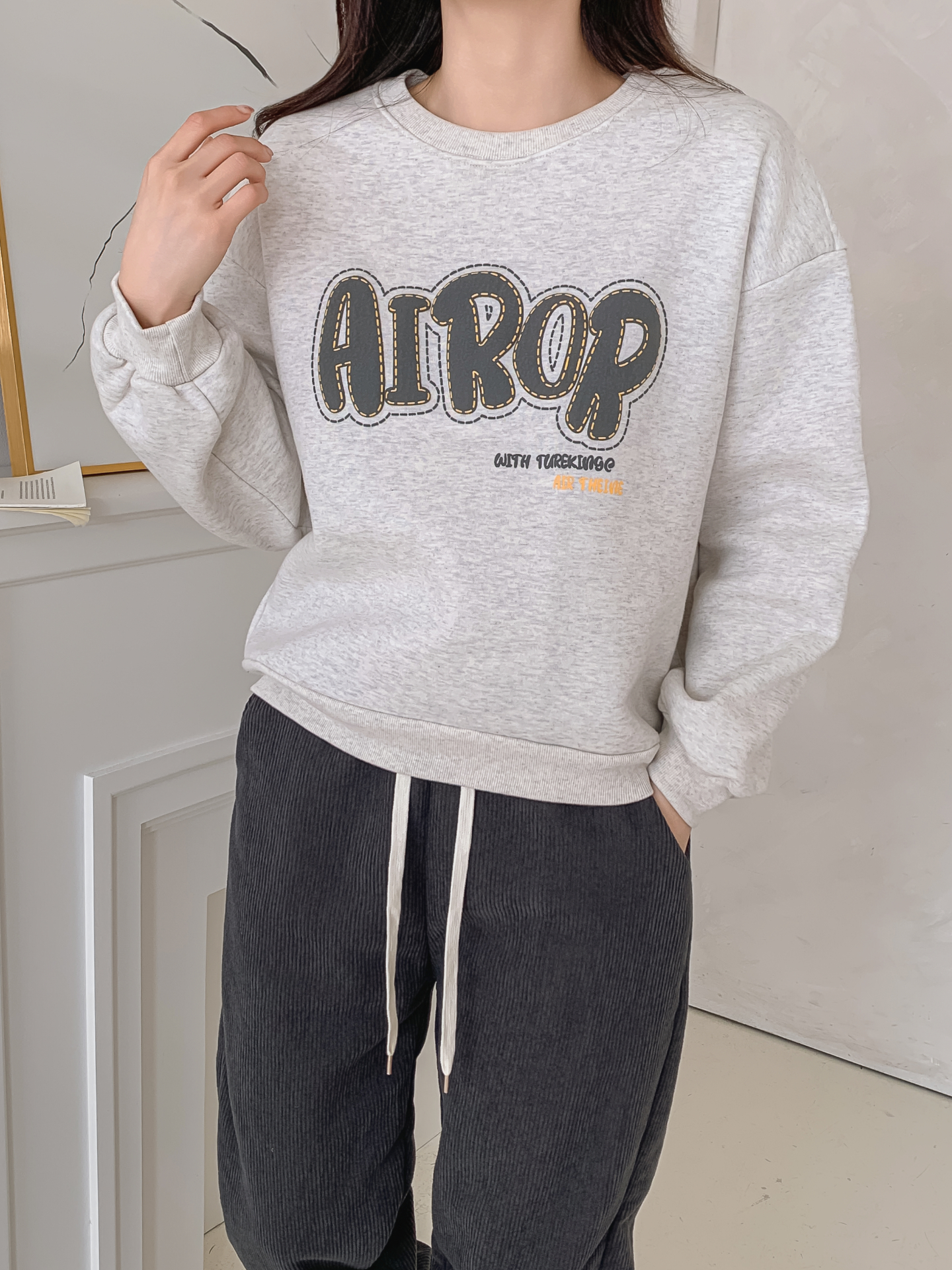 裏起毛ラウンドネックルーズ長袖ロゴスウェット | 詳細画像8