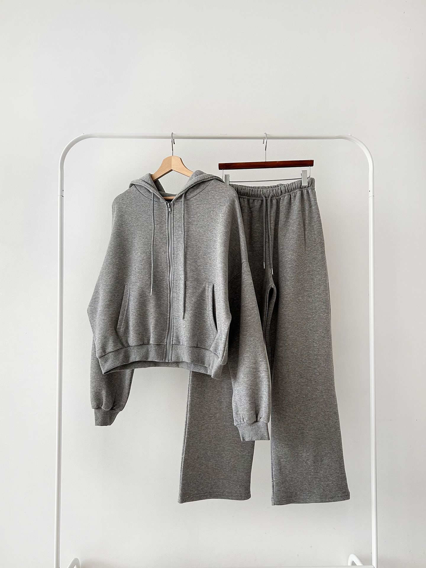 裏起毛ジップアップフードウエストゴム長袖ストレートワイドセットアップトレーニング | 詳細画像27