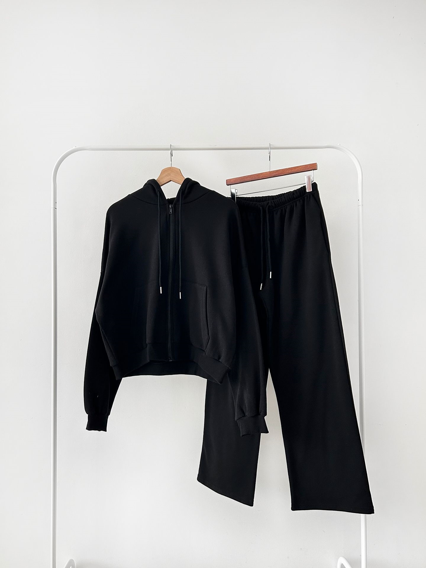 裏起毛ジップアップフードウエストゴム長袖ストレートワイドセットアップトレーニング | 詳細画像28