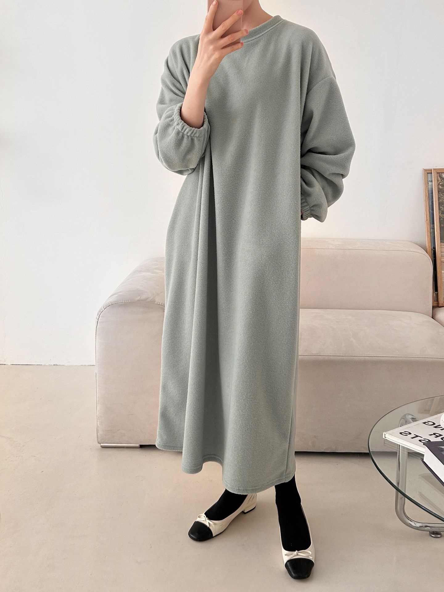 フリースラウンドネックボクシーロング無地カラーワンピース | 詳細画像10