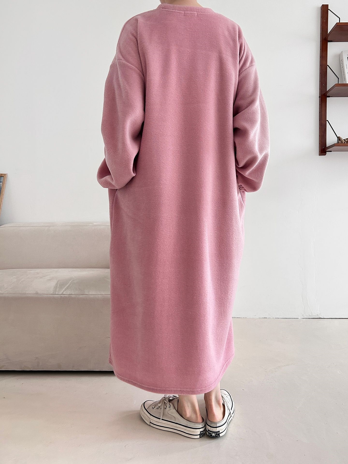 フリースラウンドネックボクシーロング無地カラーワンピース | 詳細画像14