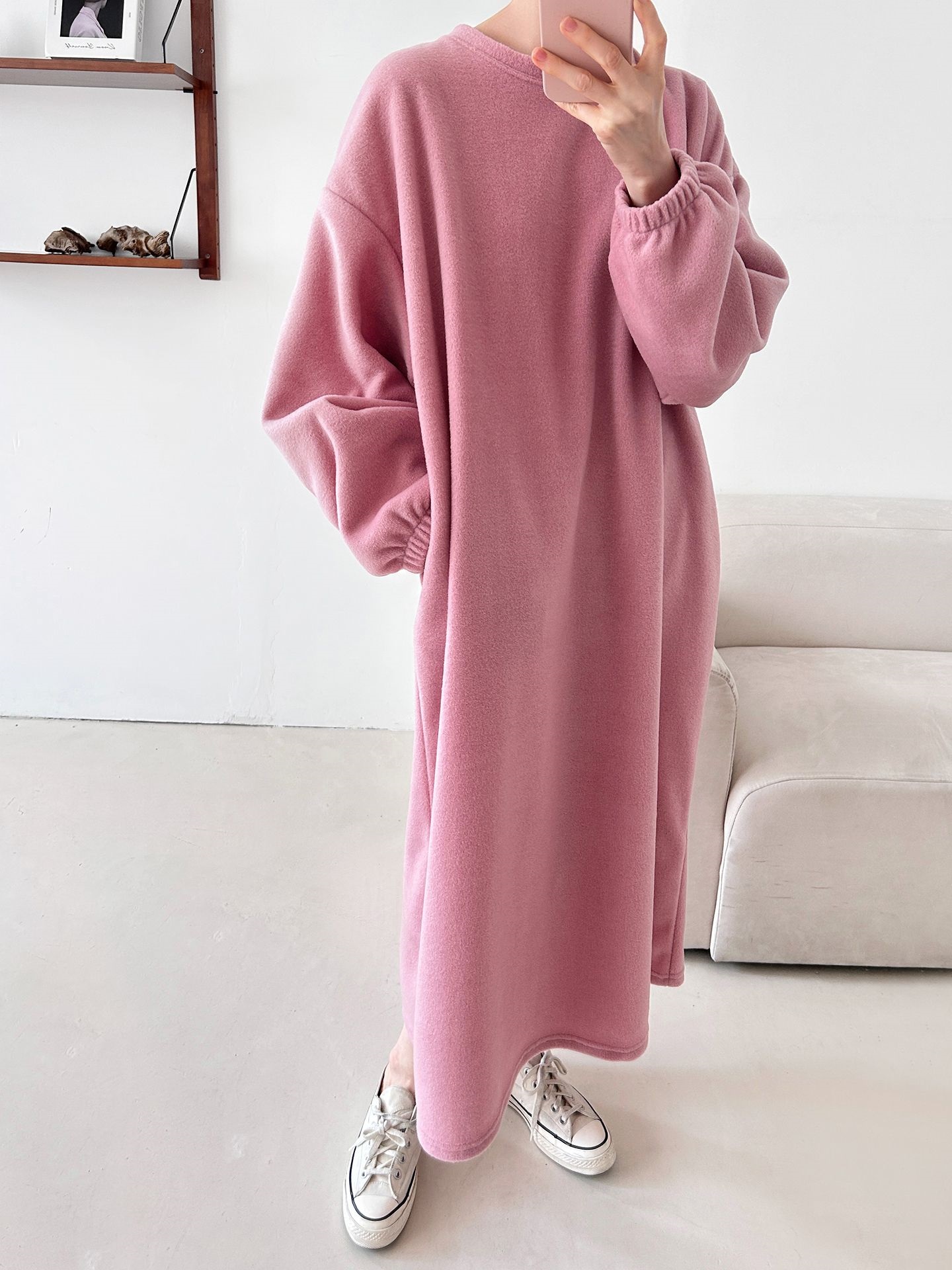 フリースラウンドネックボクシーロング無地カラーワンピース | 詳細画像16