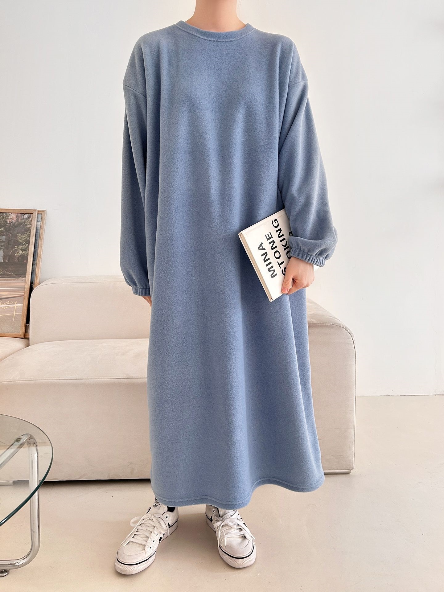 フリースラウンドネックボクシーロング無地カラーワンピース | 詳細画像24