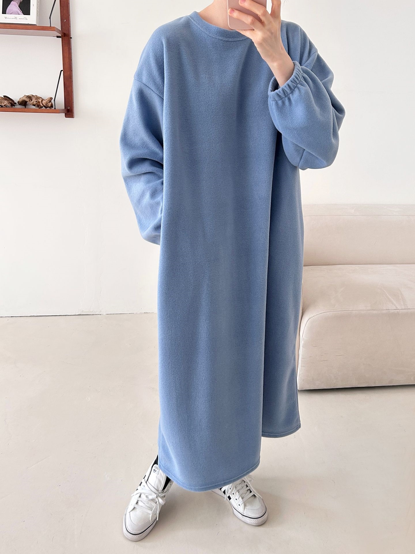 フリースラウンドネックボクシーロング無地カラーワンピース | 詳細画像30