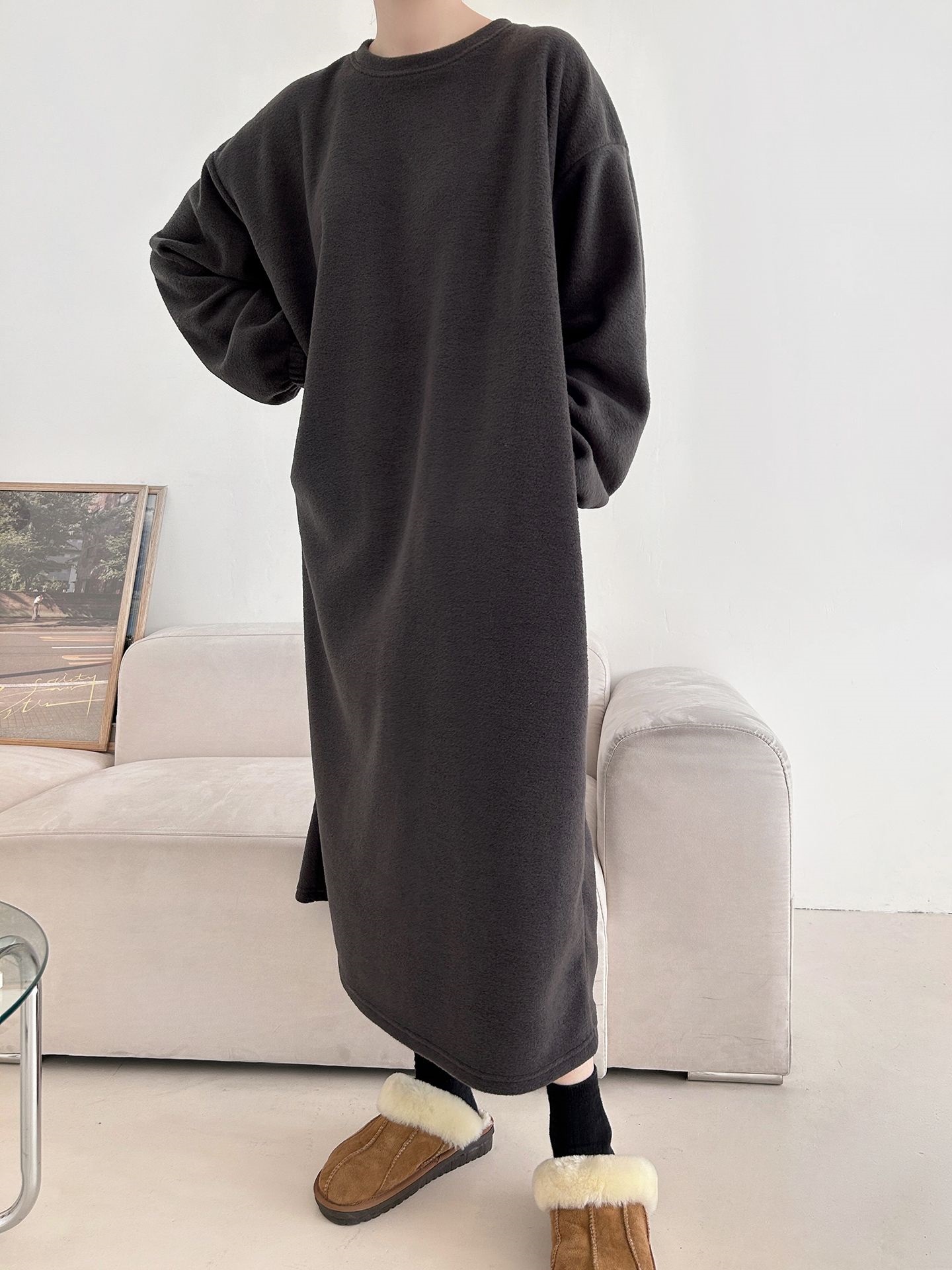 フリースラウンドネックボクシーロング無地カラーワンピース | 詳細画像35