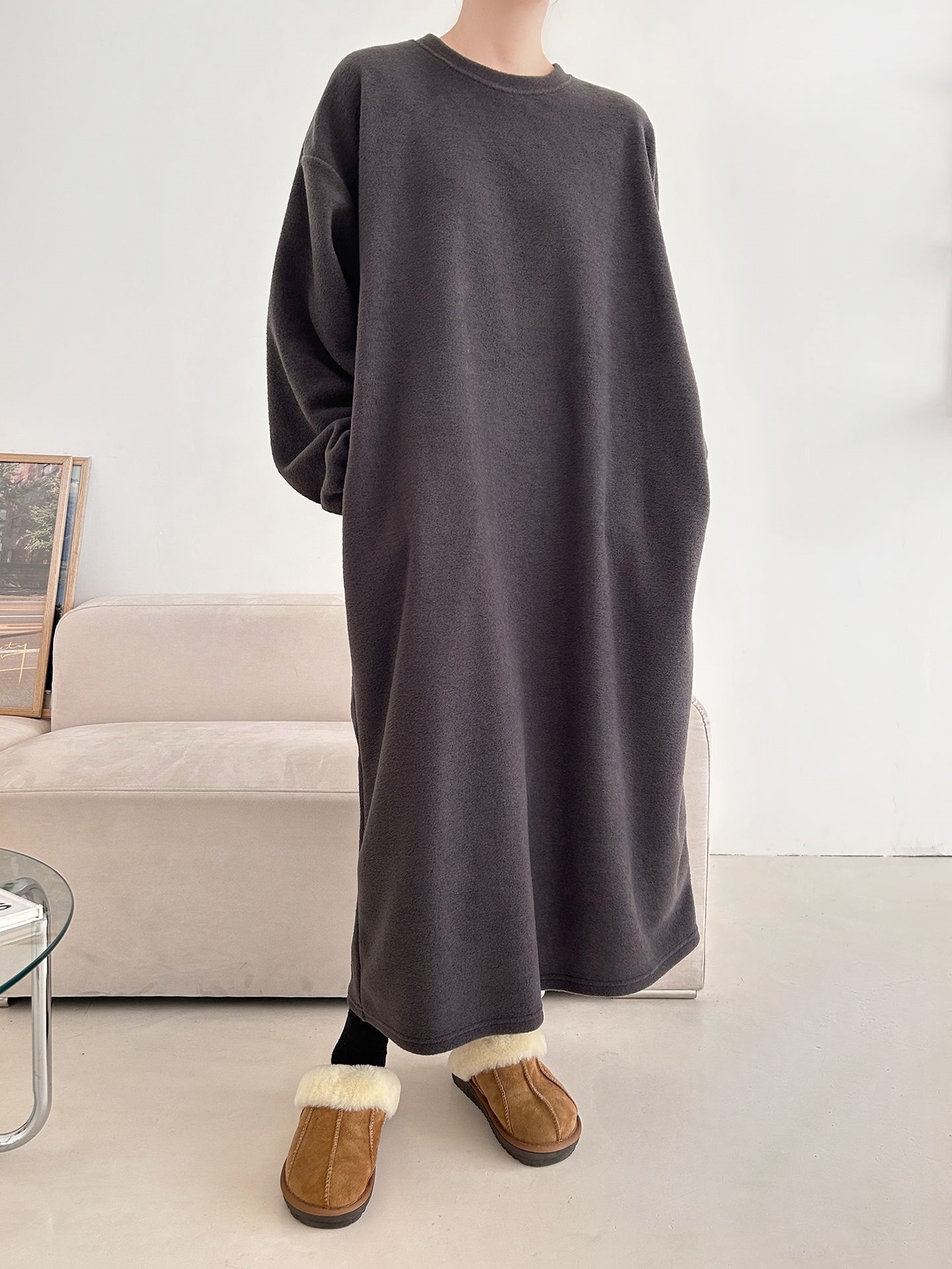 フリースラウンドネックボクシーロング無地カラーワンピース | 詳細画像41